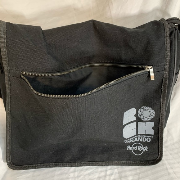 Hard Rock rare global conference messenger bag - Picture 5 of 6